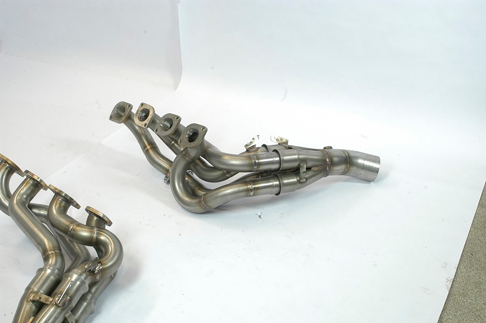 Manifold Right - Left (Replaces OEM pre-Catalytic converter)