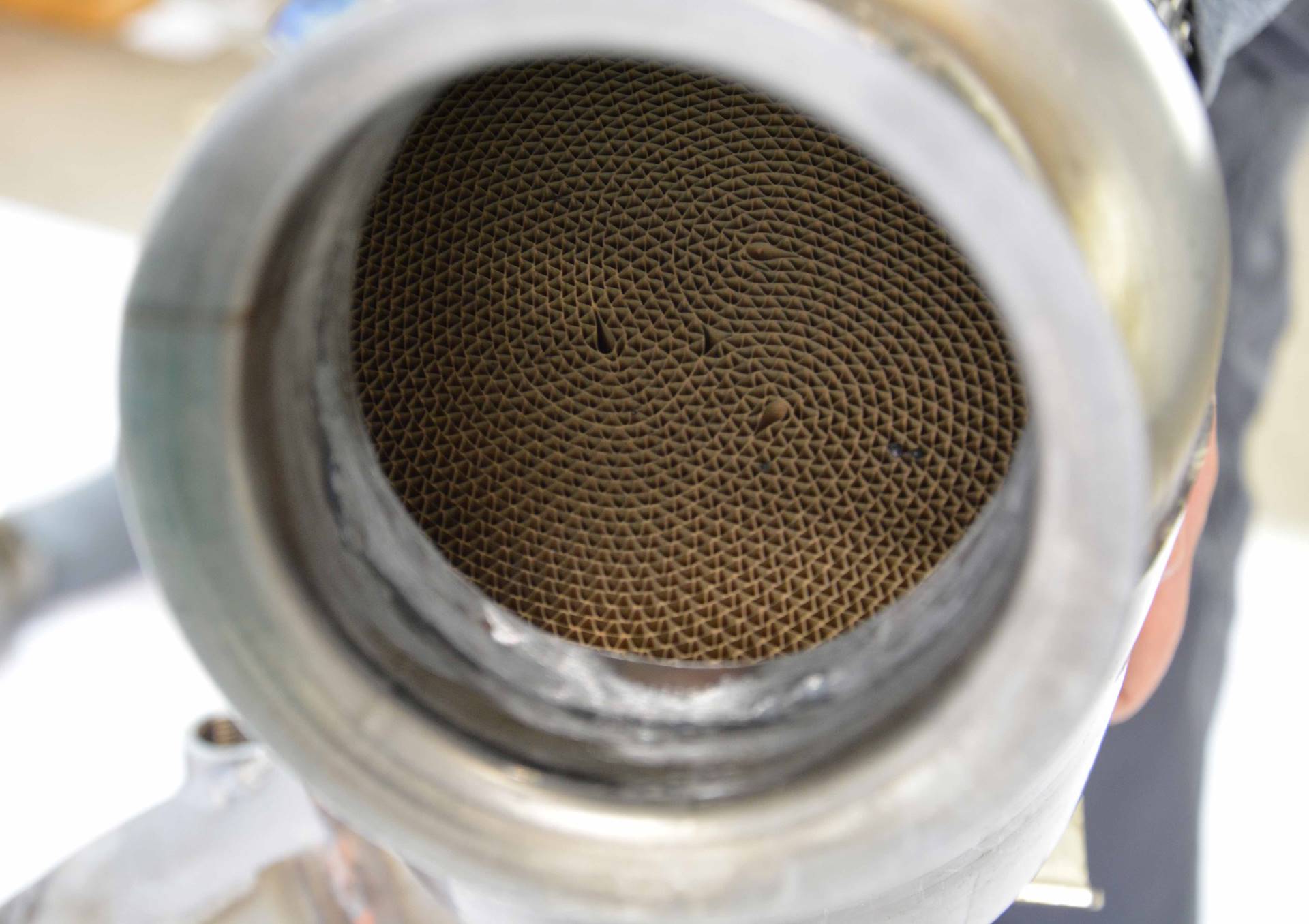 Downpipe Left + primary catalytic (RHD - LHD) 