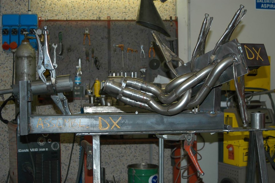 Manifold Right - Left (Replaces OEM pre-Catalytic converter)