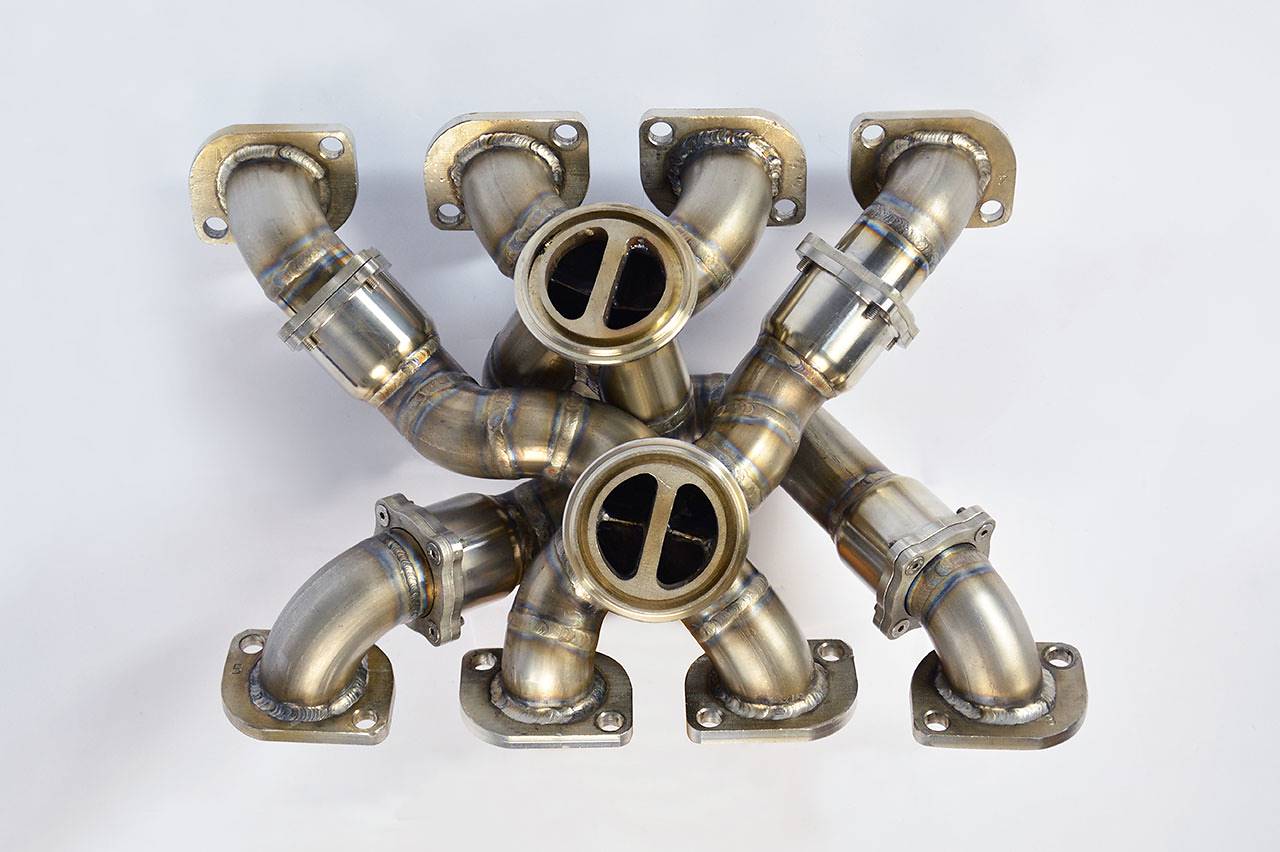 Collettore destro + sinistro AISI 310S per turbine di serie Disponibile su richiesta