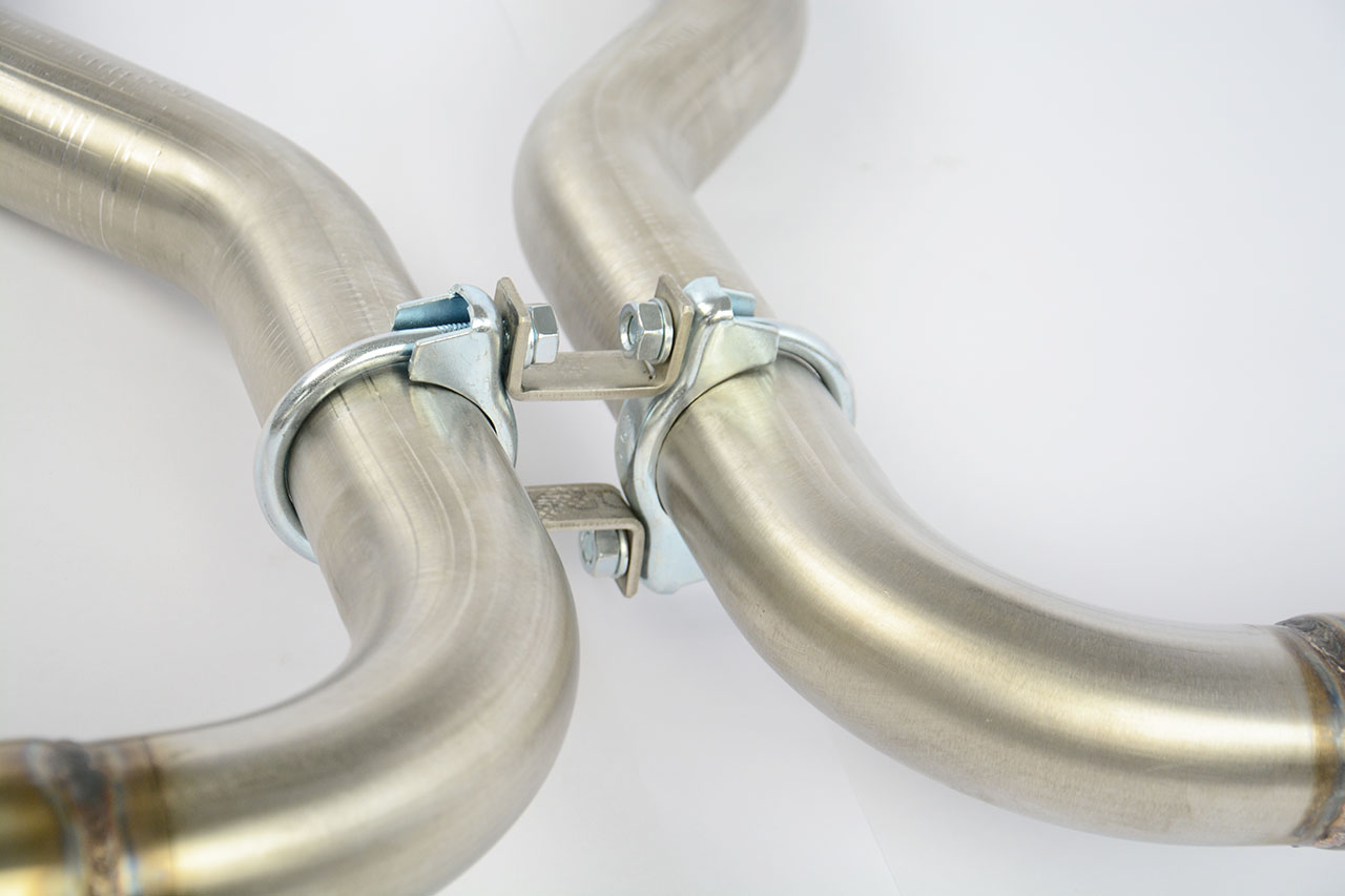 Rear pipe Right - Left (Muffler delete)