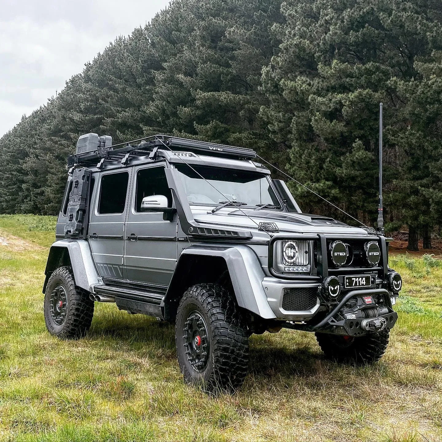 MERCEDES W463 (4-door) G 63 AMG V8 (Bi-Turbo 4.0L Engine) 2019 ->