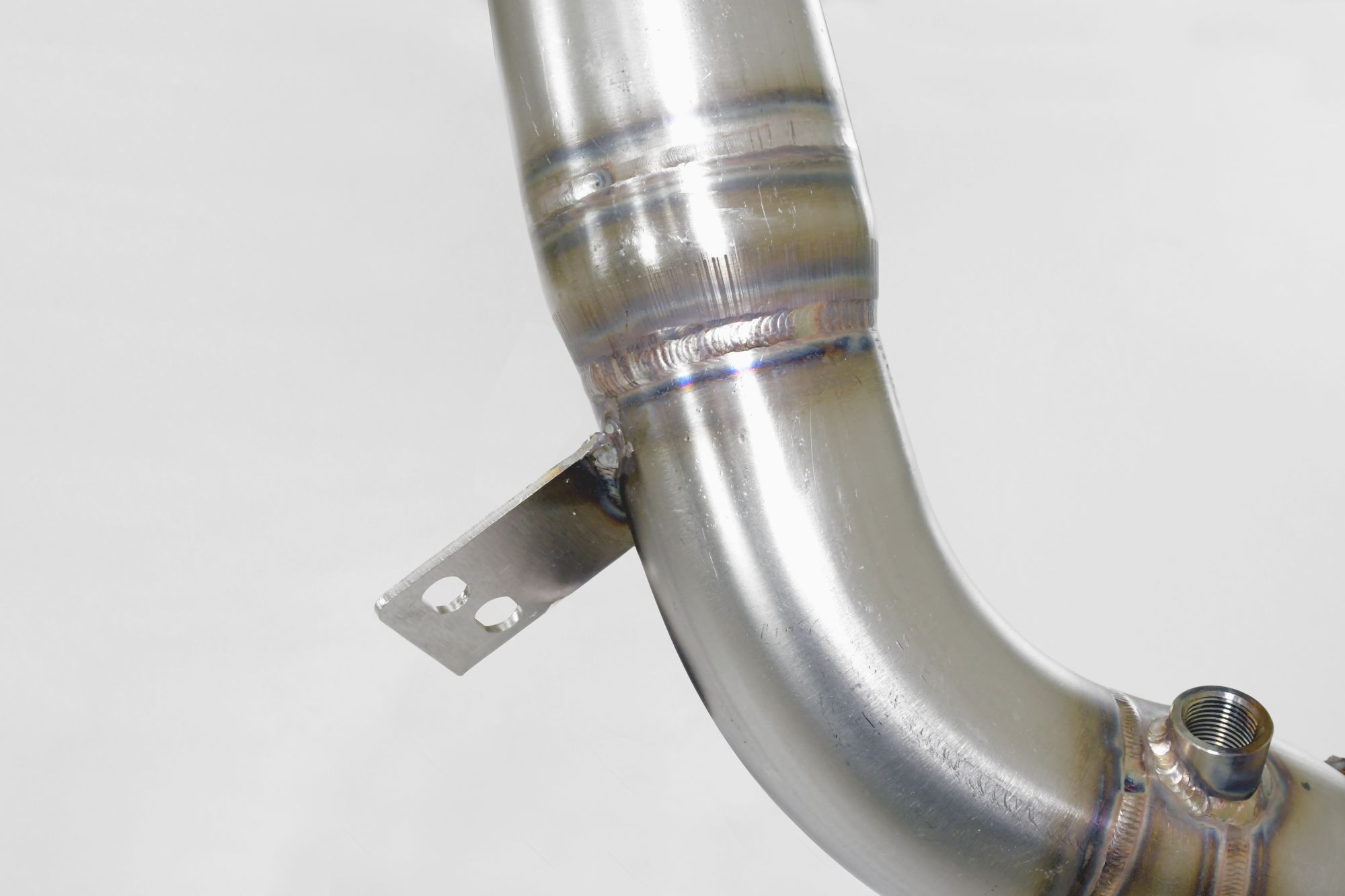 Downpipe Right + Metallic catalytic converter (Replaces pre-catalytic converter + GPF) With bungs for the pressure sensor / EGT