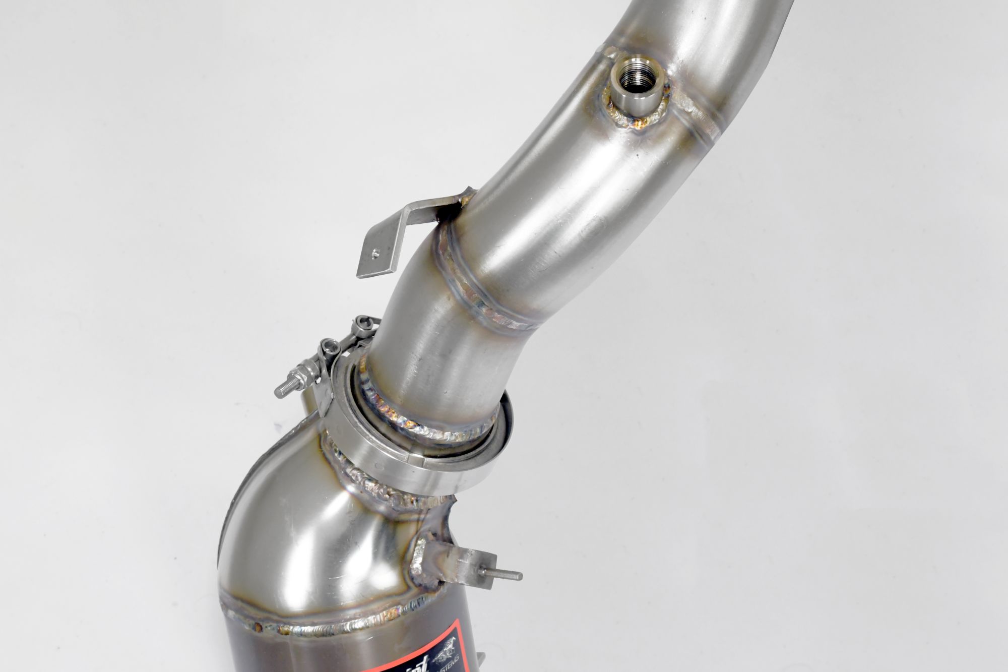 Downpipe Sinistro + catalizzatore metallico (Elimina pre-catalizzatore + GPF) Con prese per sensori di pressione / EGT