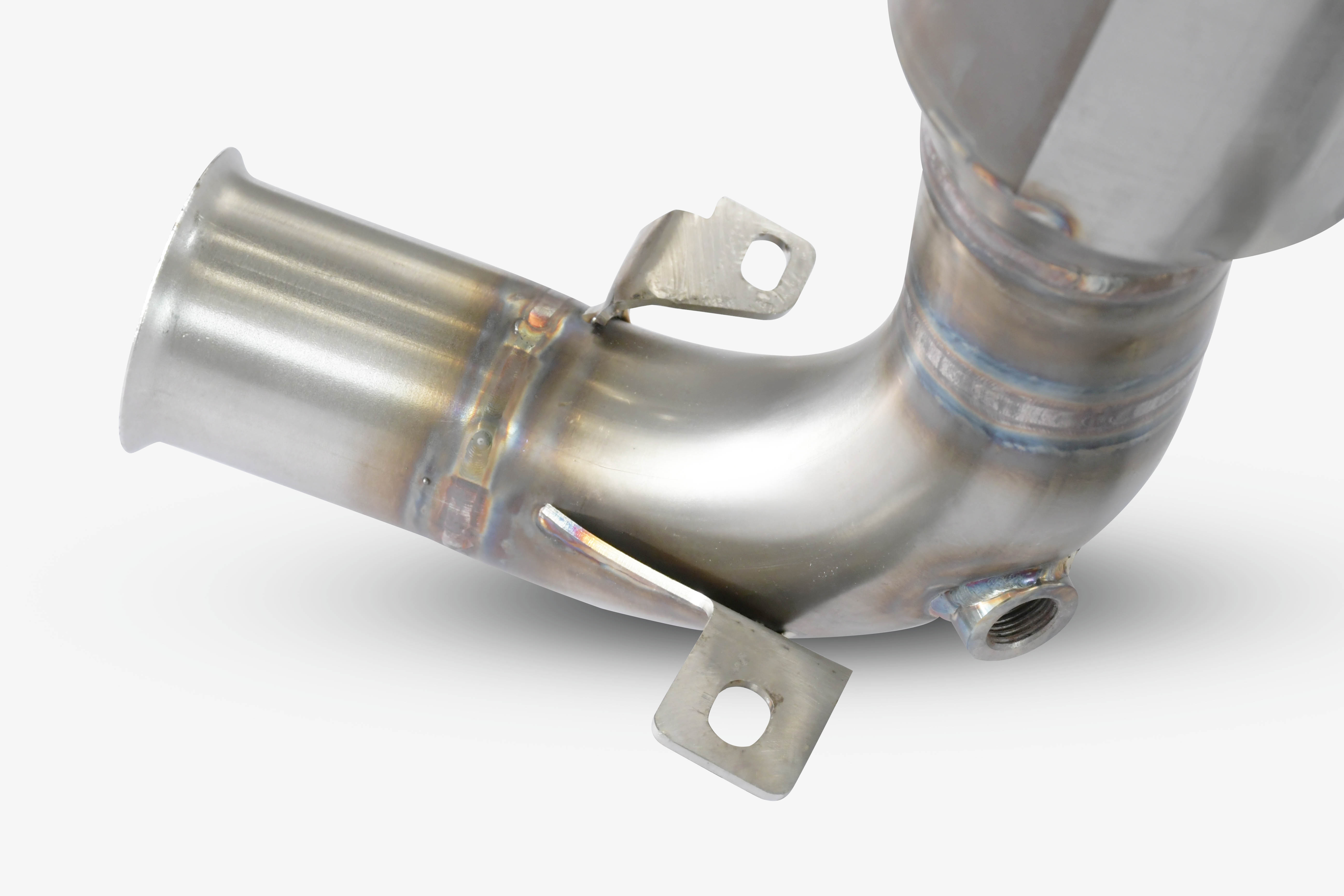 Downpipe con catalizador metalico 200CPSI Con tapones para los sensores