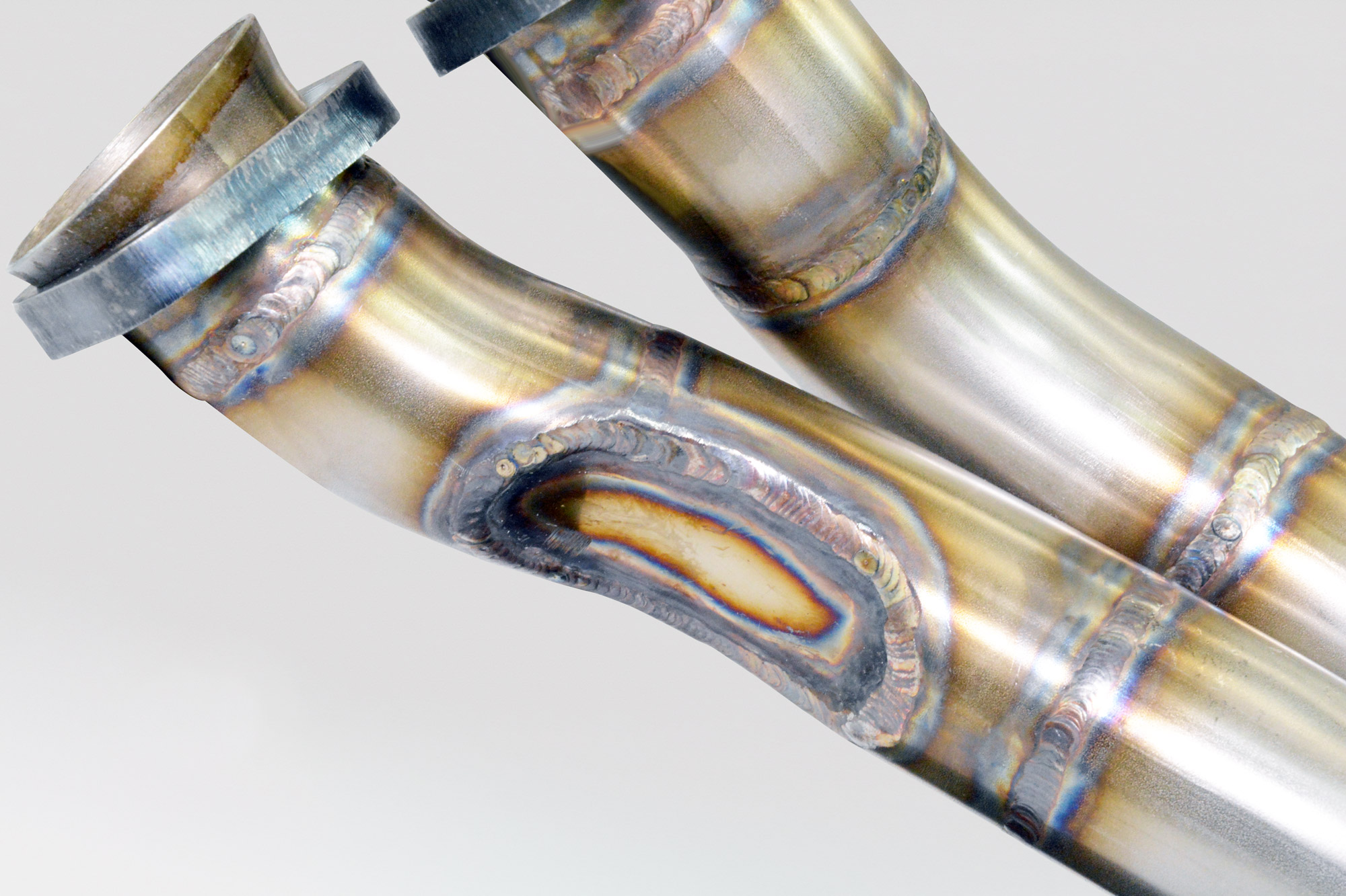 Downpipe right - left