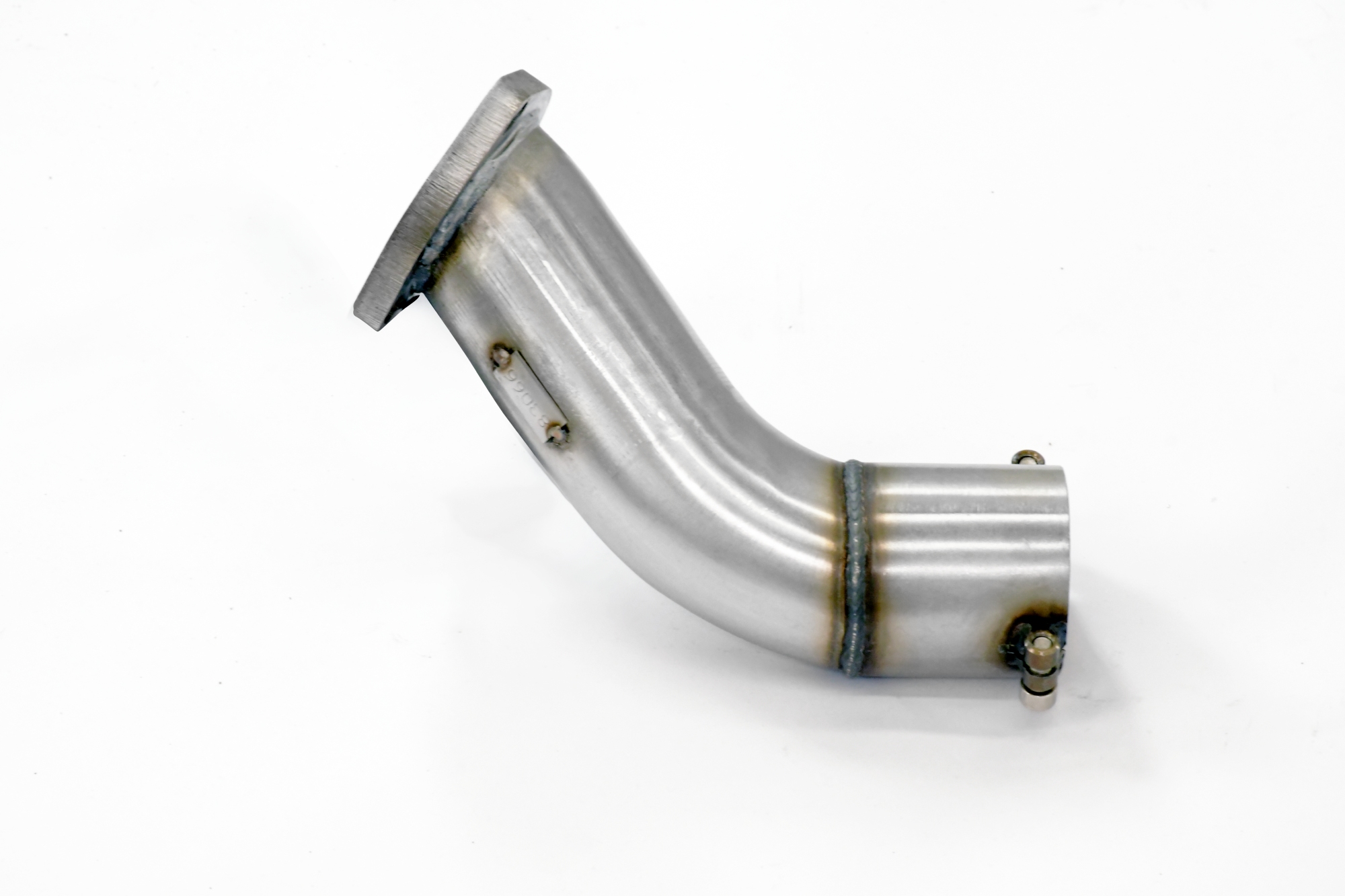 Connecting pipe