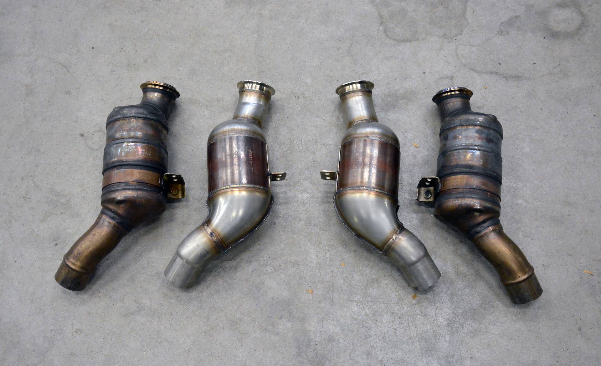 Downpipe destro + Catalizzatore metallico 200CPSI