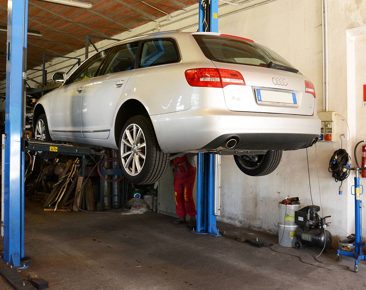 Rear pipe Right O100 (Muffler delete)