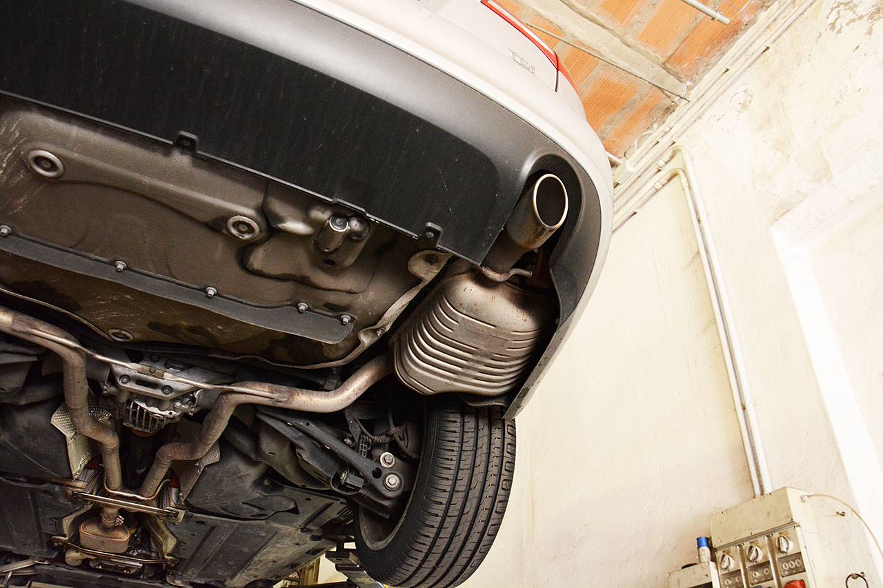 Rear pipe Right O100 (Muffler delete)