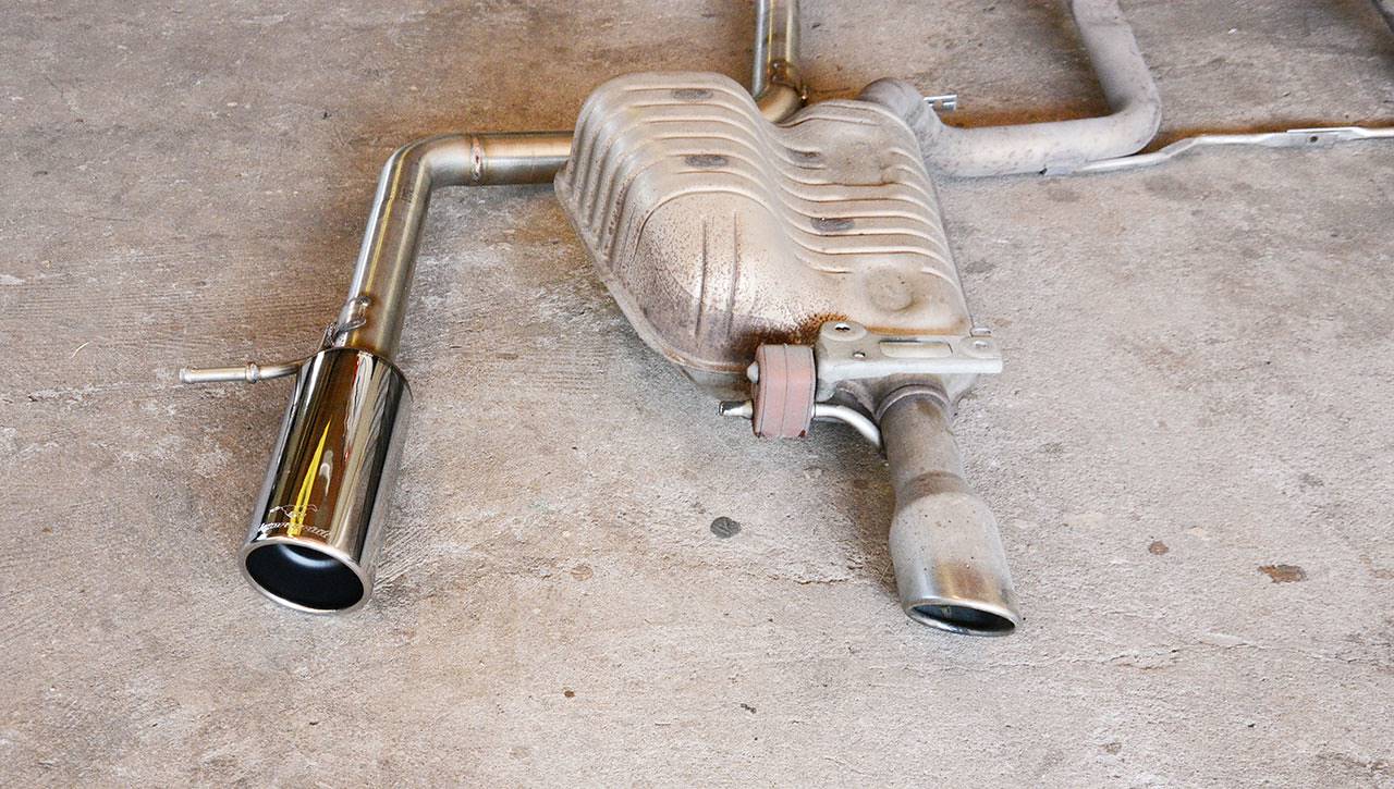 Rear pipe Right O100 (Muffler delete)