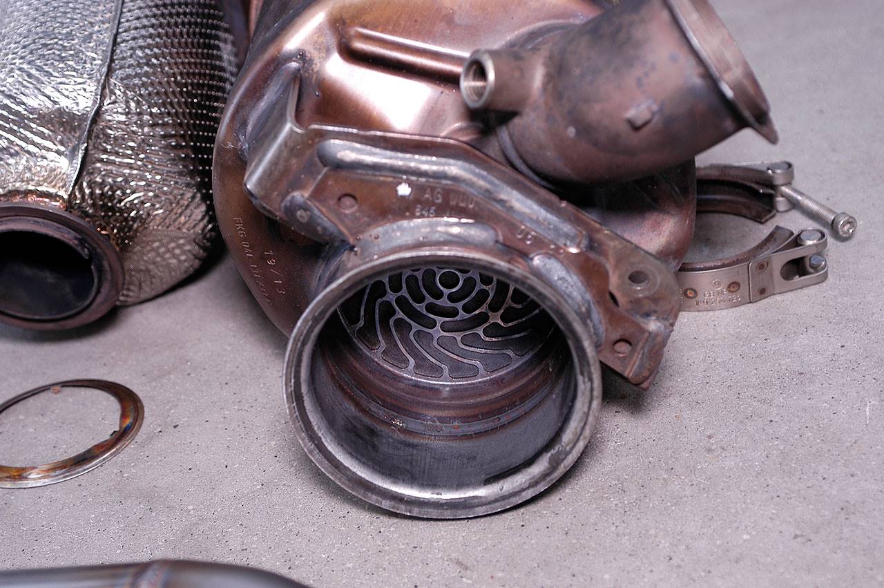Turbo Downpipe (replaces diesel soot filter) With sensor bungs (Euro 6 engine)