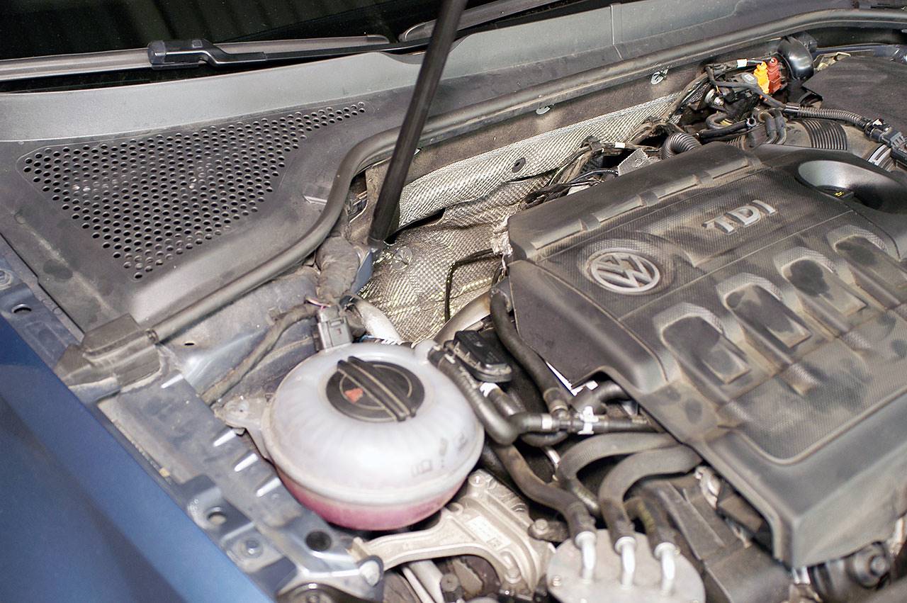 Turbo Downpipe (replaces diesel soot filter) With sensor bungs (Euro 6 engine)