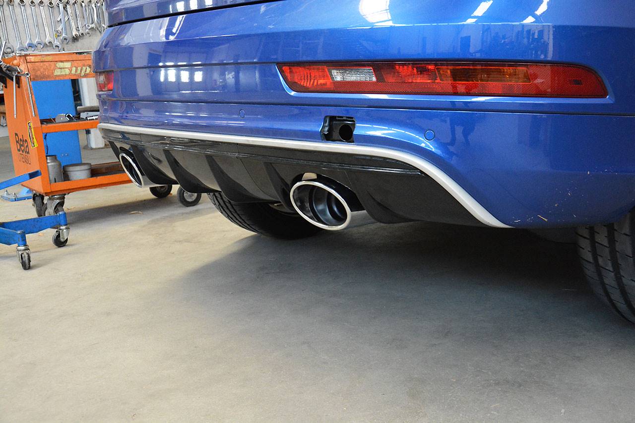 Rear exhaust Right - Left 150x105 with valve