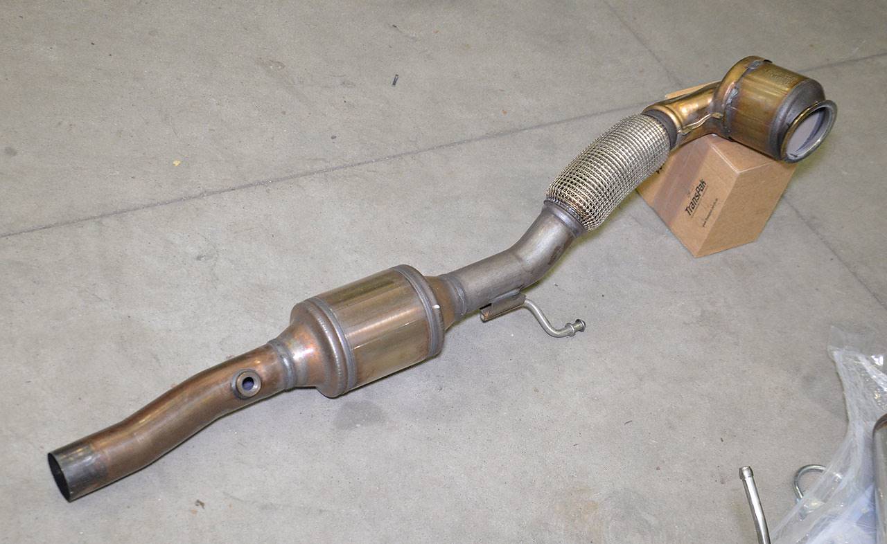 Rohrsatz ab Turbolader + Sport Metallkatalysator 200 CPSI