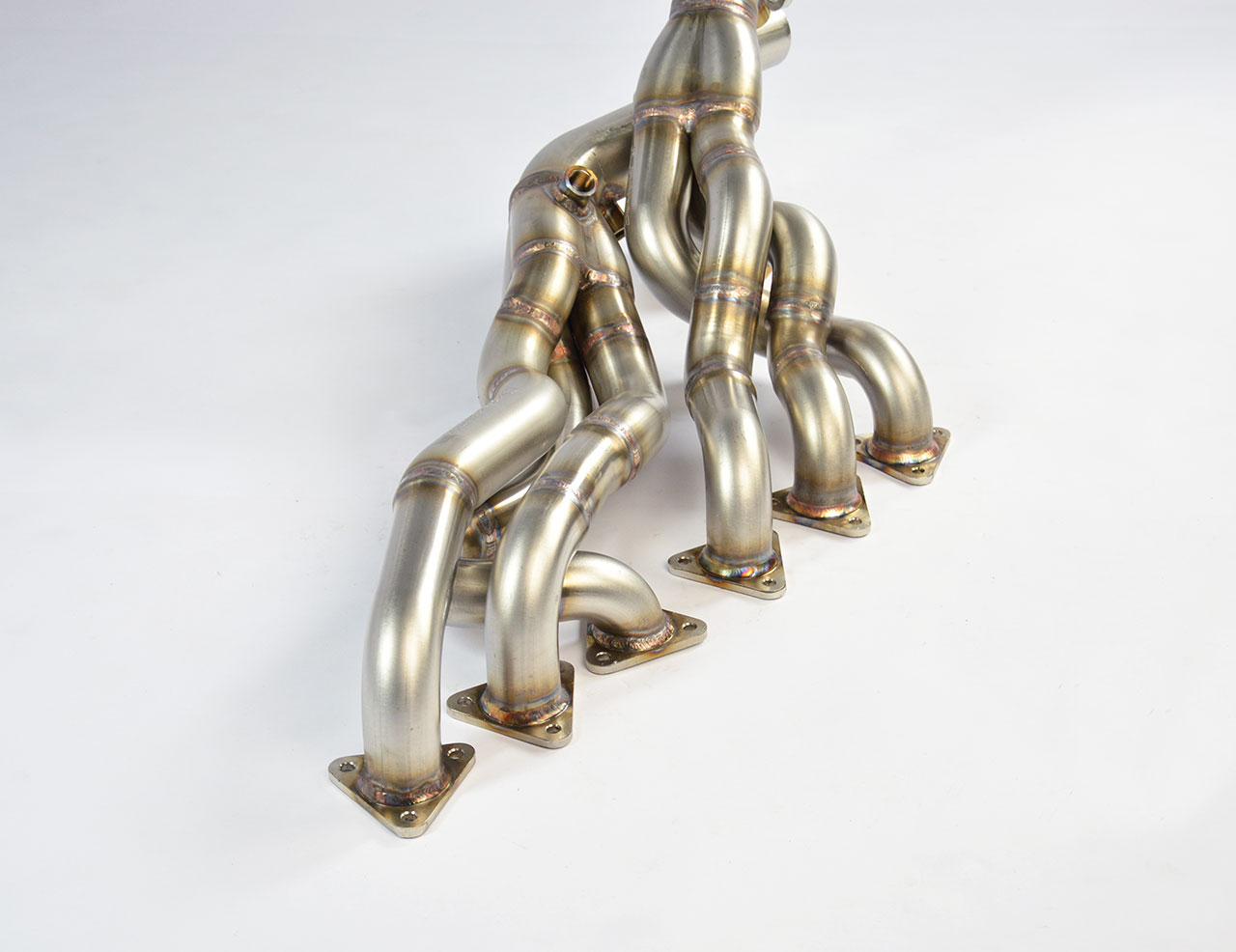 Manifold Step Design (Left / Right Hand Drive)