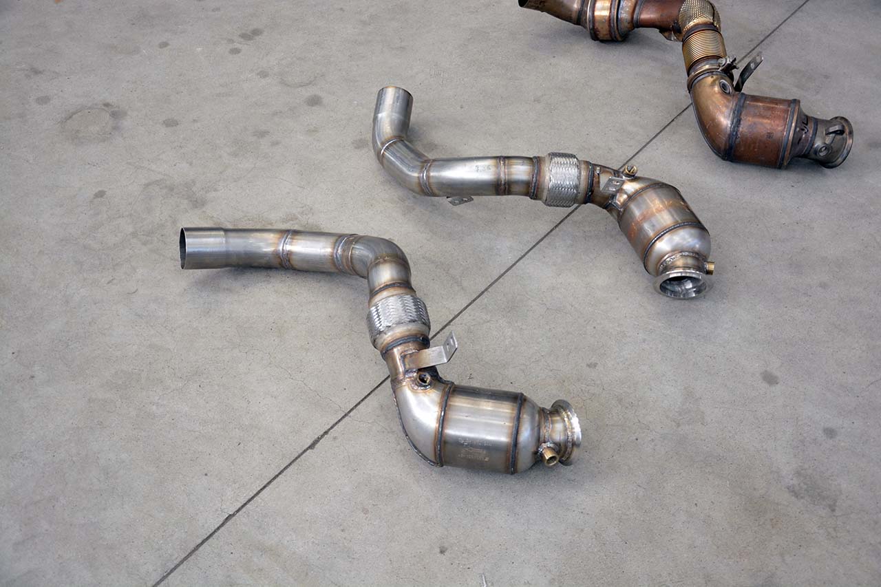 Rohrsatz ab Turbolader + Sport Metallkatalysator Links Kompatibel mit den Serien ab-Kat Anlage