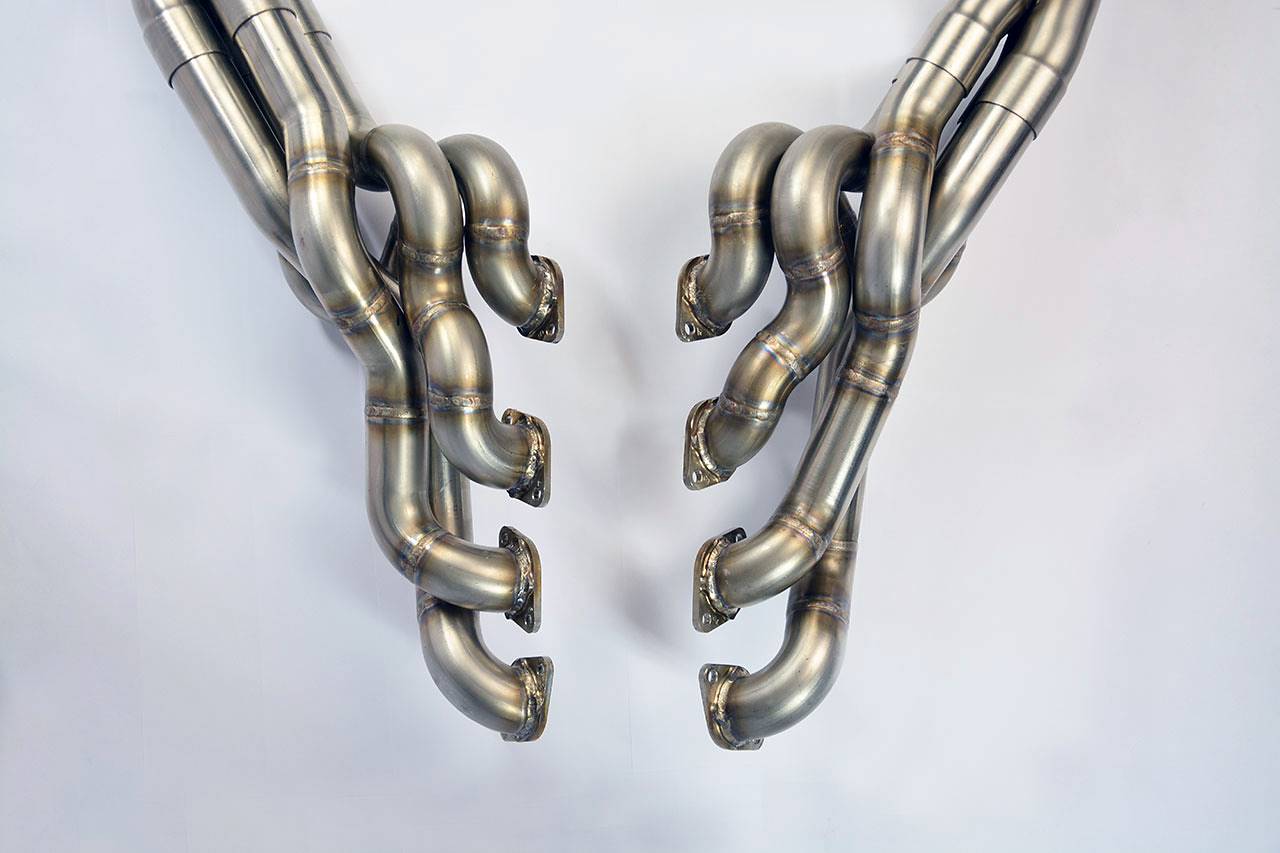 Headers Right - Left (Modification of the steering rack necessary)