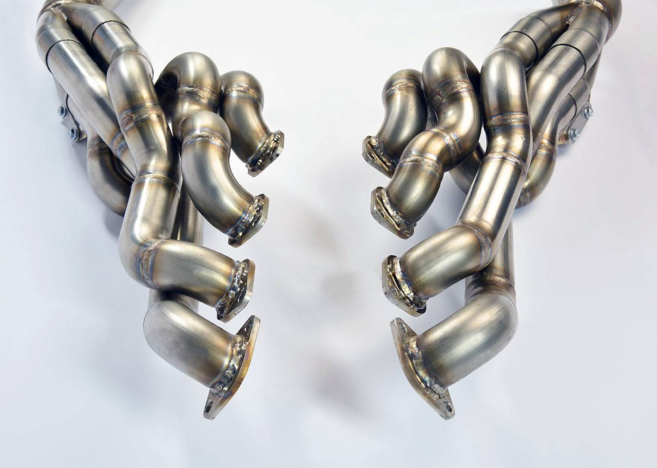 Headers Right - Left (Modification of the steering rack necessary)