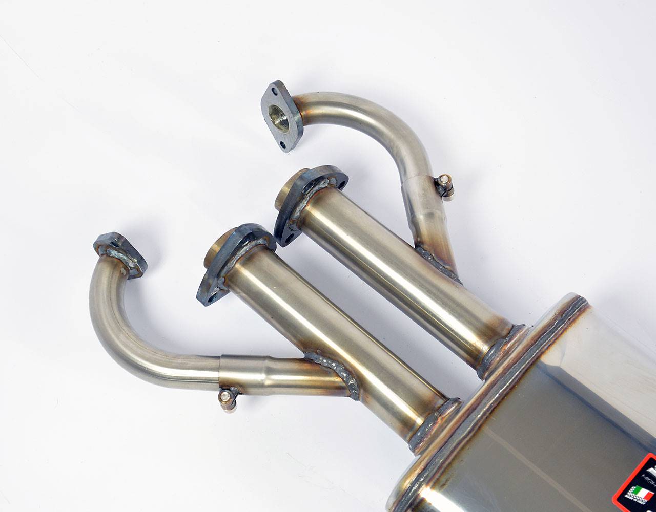 Front + Silencieux central Droite (3 Silencers) Disponible sur demande