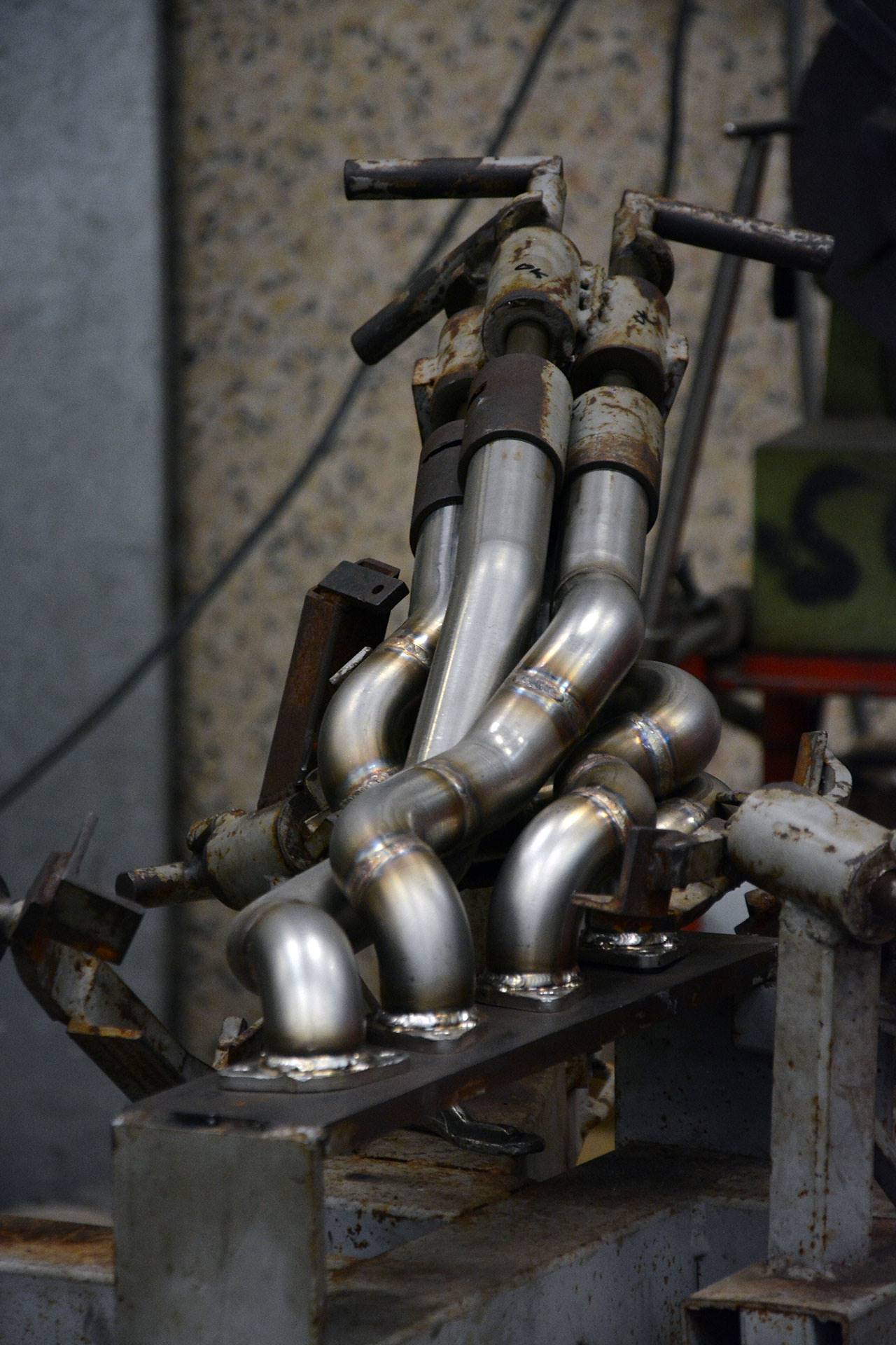Коллектор Пр.-Лев. (Modification of the steering rack necessary)