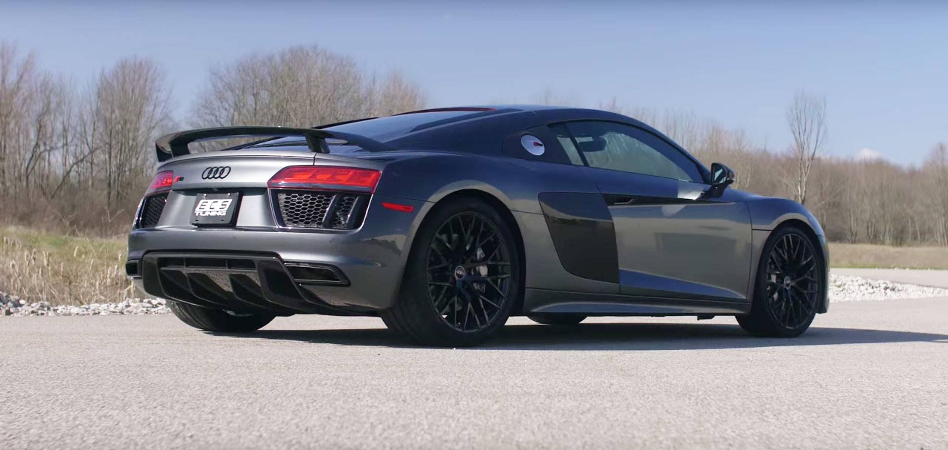 AUDI R8 Plus Coupé 5.2 FSI V10 (610 Hp) - Système d'échappement Supersprint avec valve